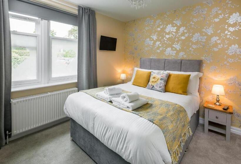 ベーシックルーム, The Coppice Including Off Site Health Club