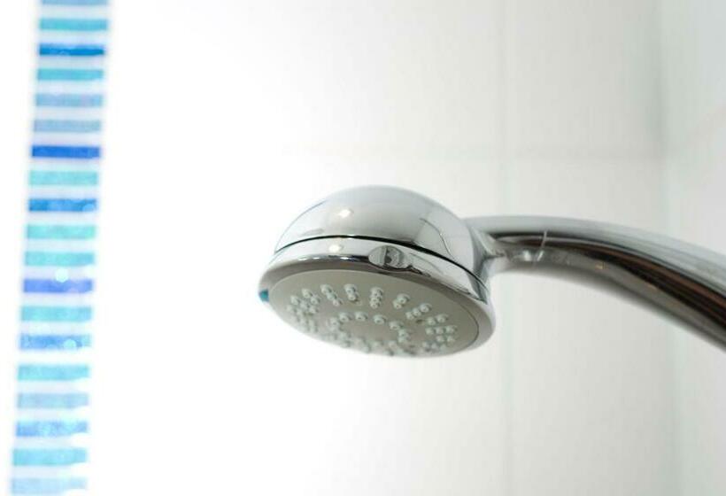 スーペリアールーム, The Coppice Including Off Site Health Club