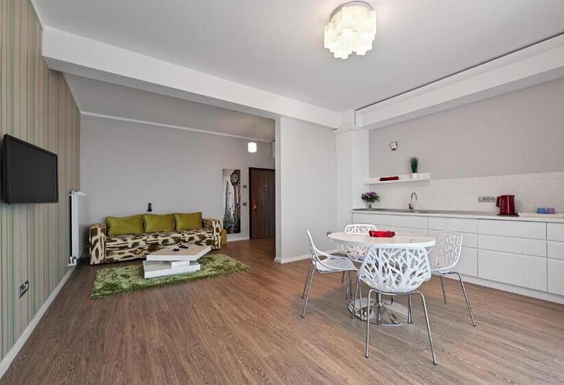 Апартаменты 1 Спальня с Видом, Tomis Garden Apartments Mamaia