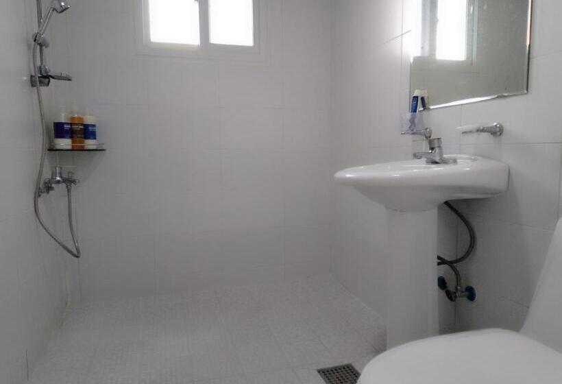 Кровать в Общей Комнате, Slow Citi Guest House