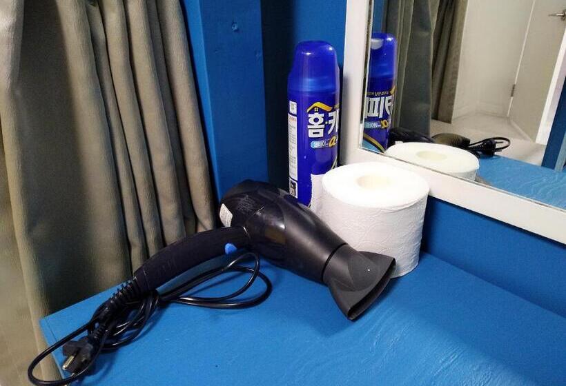 מיטה בחדר משותף, Slow Citi Guest House