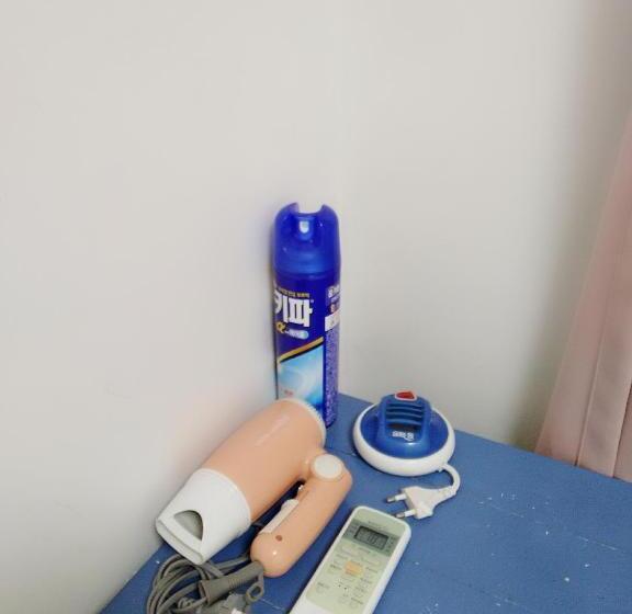 חדר אקונומי יחיד, Slow Citi Guest House