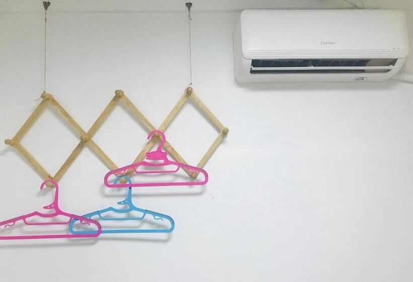 חדר אקונומי יחיד, Slow Citi Guest House