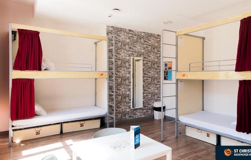 浴室共有スタンダード4人用ルーム, St Christopher S Budget Hotel Paris   Gare Du Nord