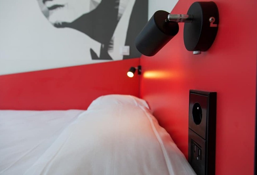 スタンダードルーム, St Christopher S Budget Hotel Paris   Gare Du Nord