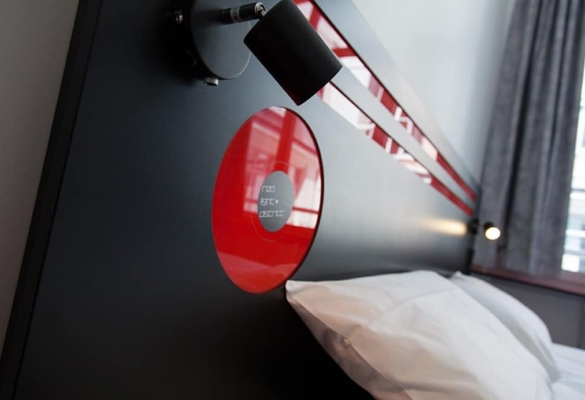 スタンダードルーム, St Christopher S Budget Hotel Paris   Gare Du Nord