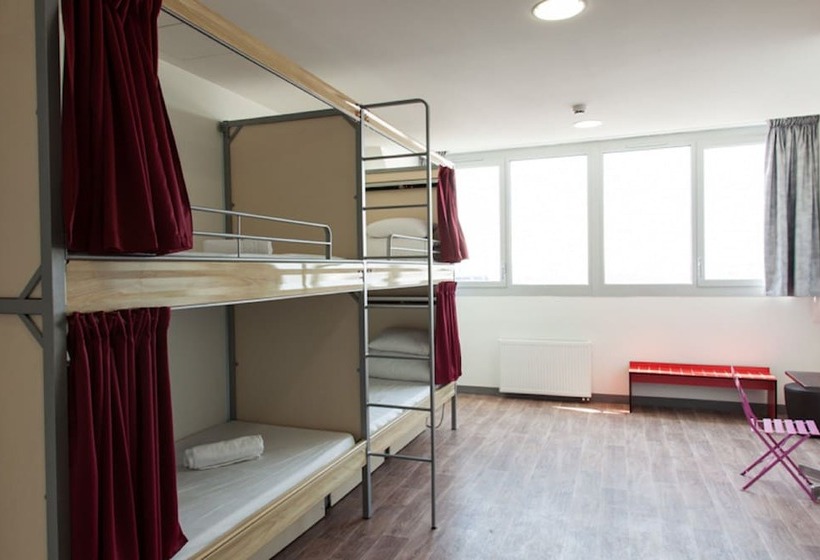 浴室共有スタンダード4人用ルーム, St Christopher S Budget Hotel Paris   Gare Du Nord