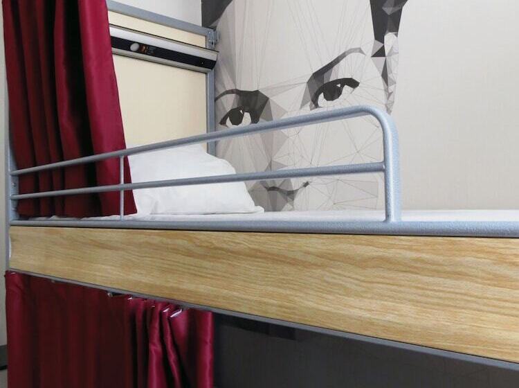 スタンダード4人部屋, St Christopher S Budget Hotel Paris   Gare Du Nord