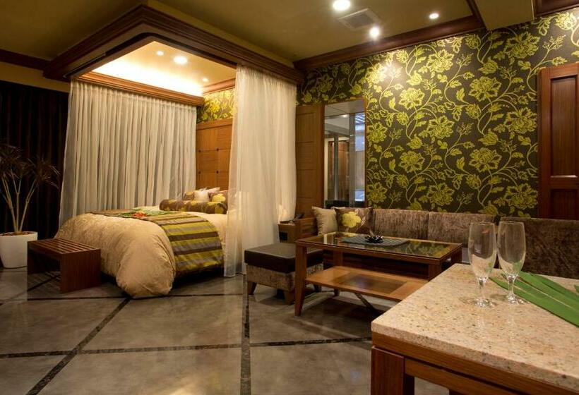 سوییت, And Spa Lotus Modern