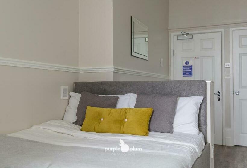 디럭스 룸, Astral Lodge