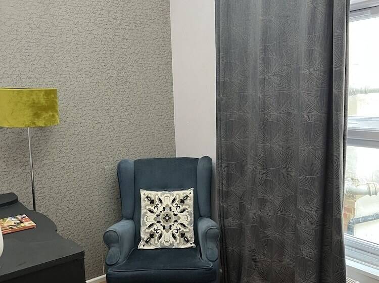 스탠다드 싱글 룸, Astral Lodge