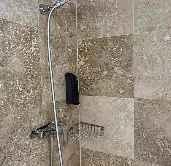 수피리어 룸, Astral Lodge