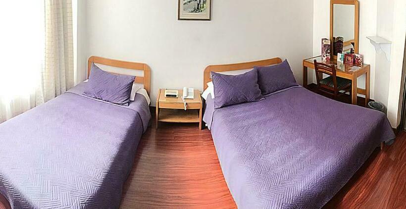 标准三人间, Galerias