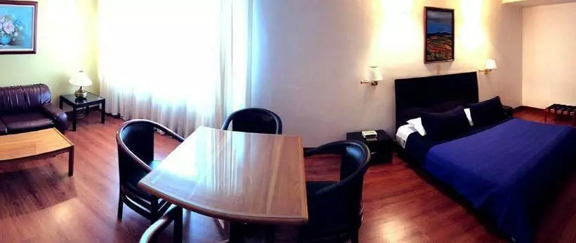 Sviitti, Galerias