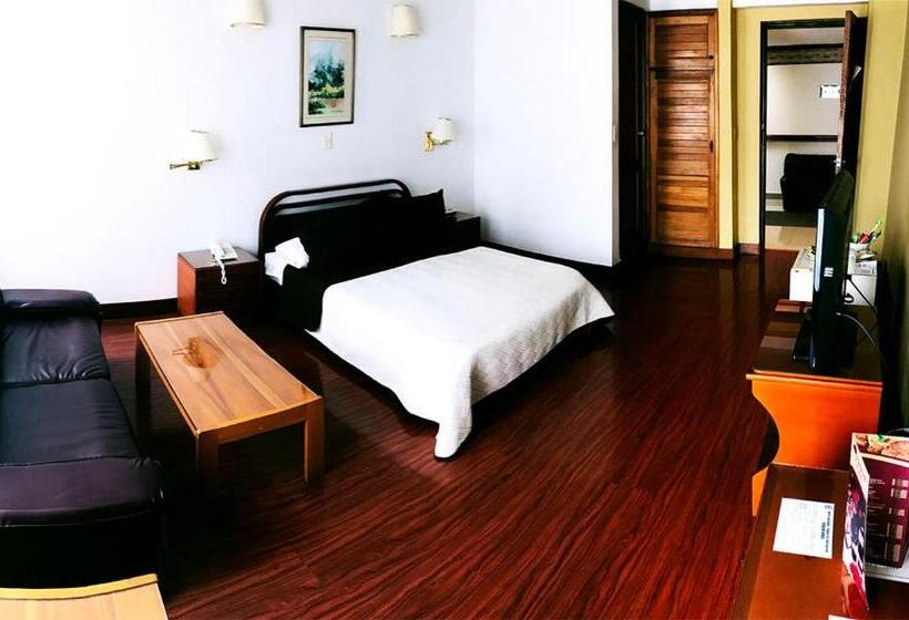 小型套房, Galerias