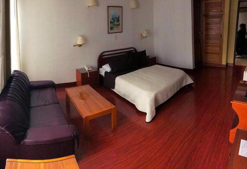 小型套房, Galerias