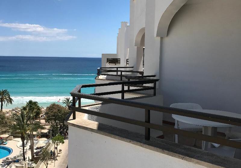 اتاق سوپریور, Golden Dream