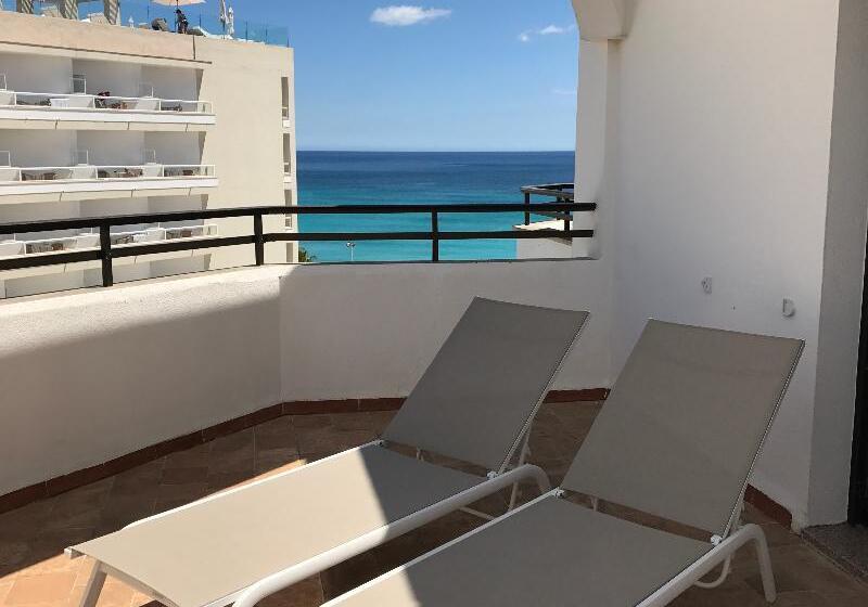 اتاق سوپریور, Golden Dream