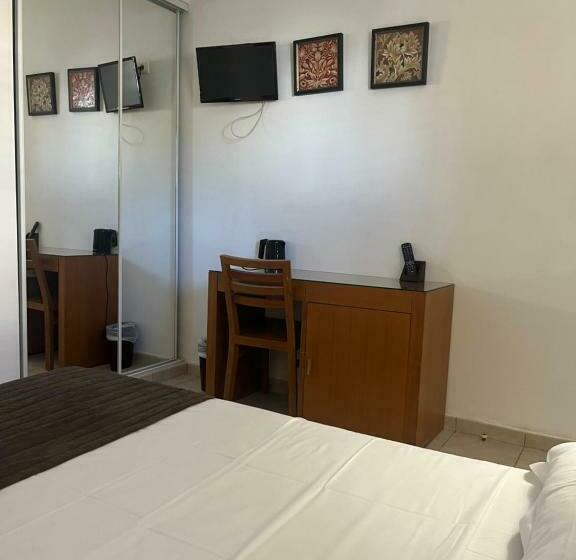 חדר אקונומי, Lilium Maris