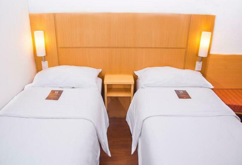 اتاق استاندارد, Ibis Asuncion