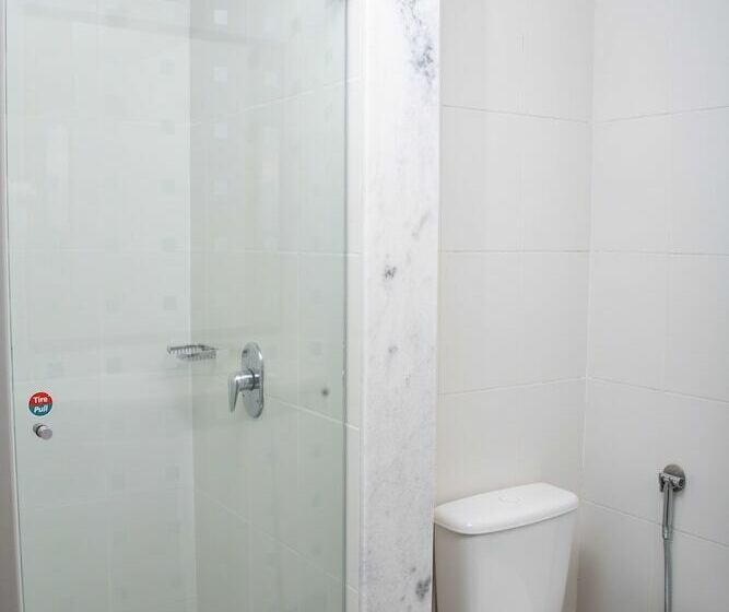 اتاق خانوادگی, Ibis Asuncion