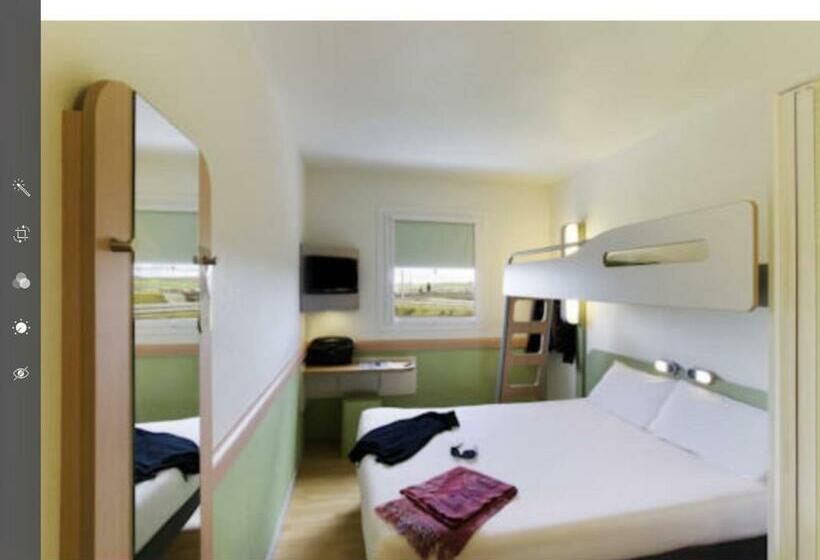 חדר סטנדרט לשלושה, Ibis Budget Deauville