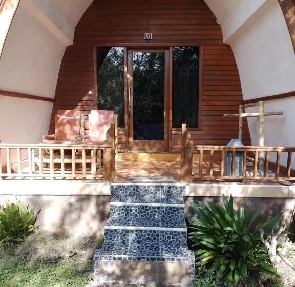 スタンダードバンガロー, We Be Cottages