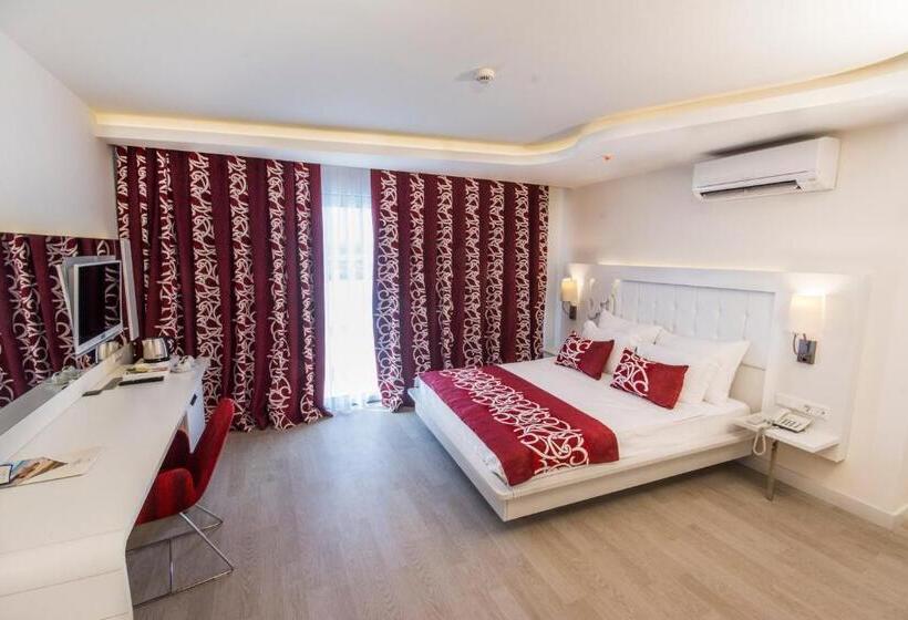 Семейный Номер, Laguna Beach Alya Resort & Spa   All Inclusive