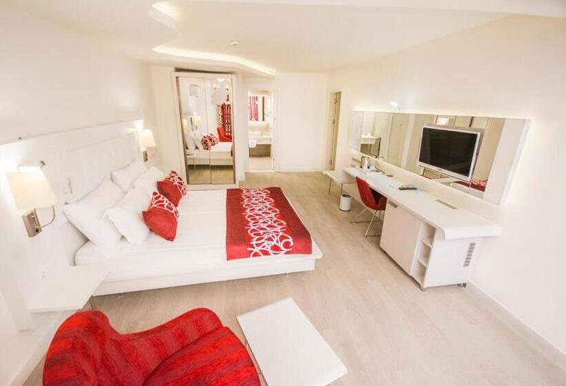 家庭间, Laguna Beach Alya Resort & Spa   All Inclusive