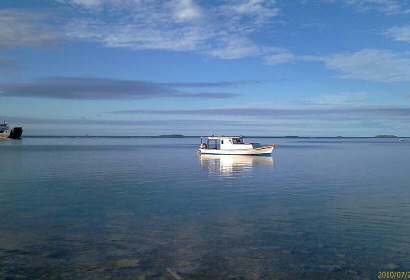 اتاق لوکس با بالکن و چشمانداز دریا, Little Italy