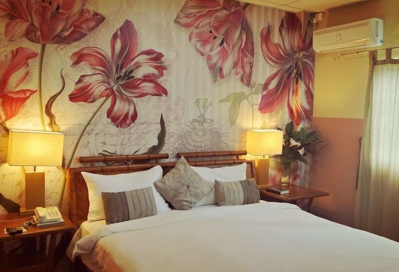 اتاق استاندارد, Little Italy