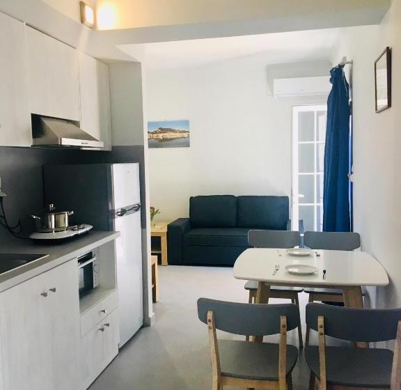 آپارتمان 1 خوابه, Lofos Strani