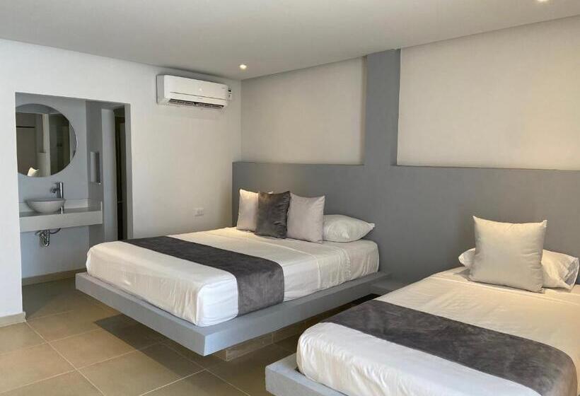 コンフォートトリプルルーム, Techos Azules