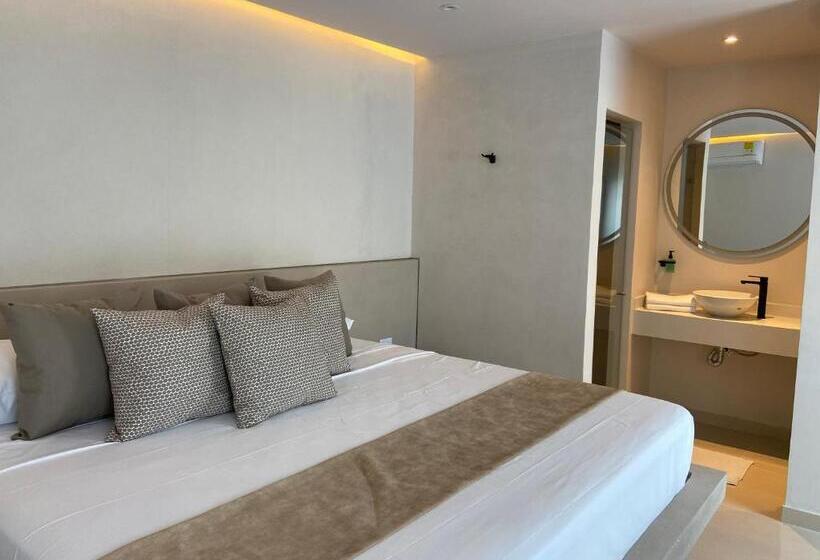 デラックスルーム, Techos Azules