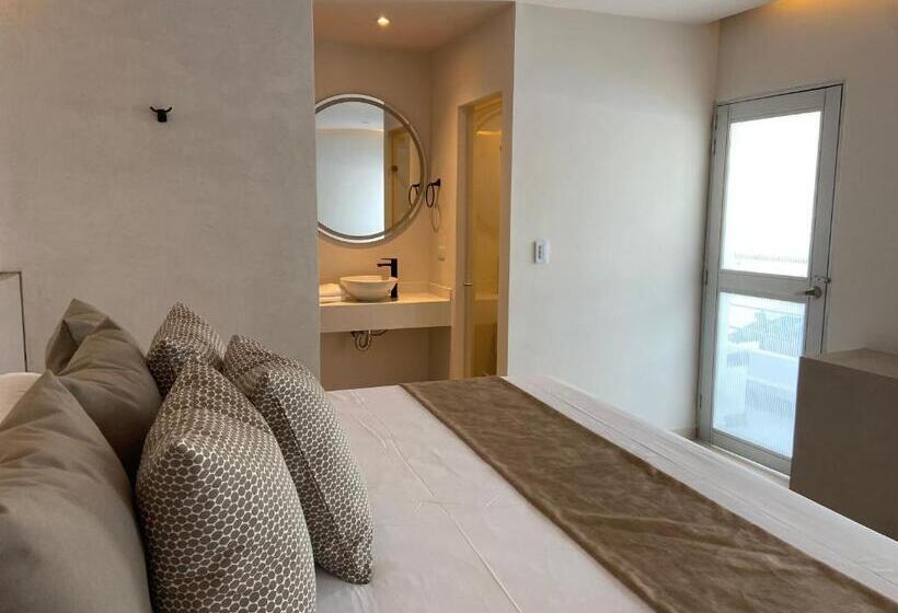 デラックスルーム, Techos Azules