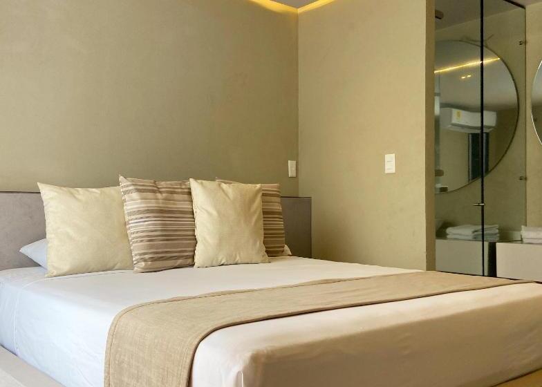 スタンダードルーム, Techos Azules