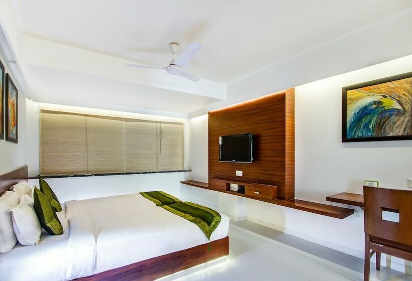 Quarto Deluxe, Treebo Cherry Tree