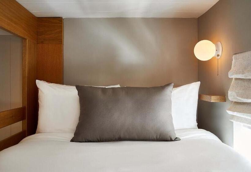 جناح عائلي, Life House, South Of Fifth