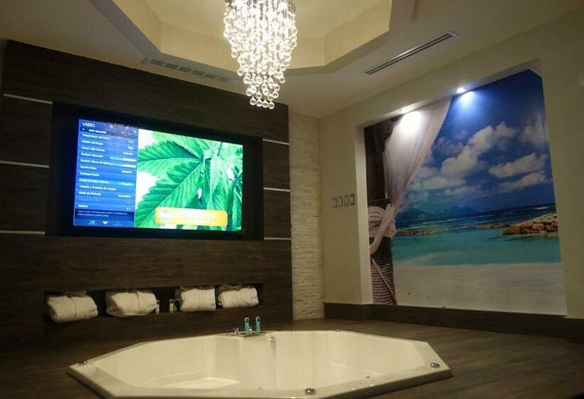 Люкс с гидромассажем, Motel Marche