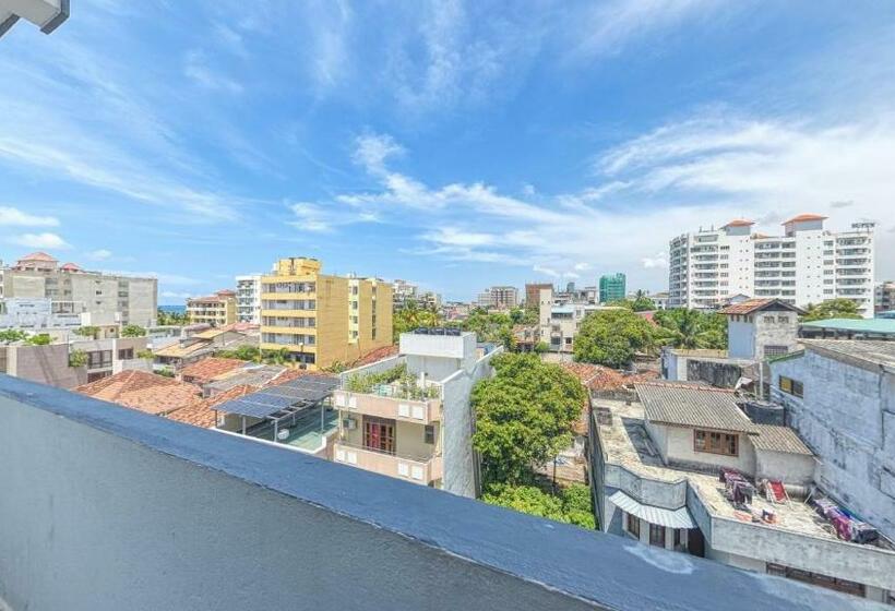 2 베드룸 인테리어 아파트, Ocean Breeze Apartment Colombo