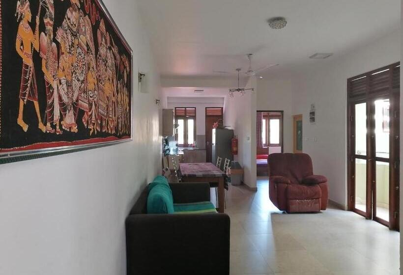 2 베드룸 인테리어 아파트, Ocean Breeze Apartment Colombo