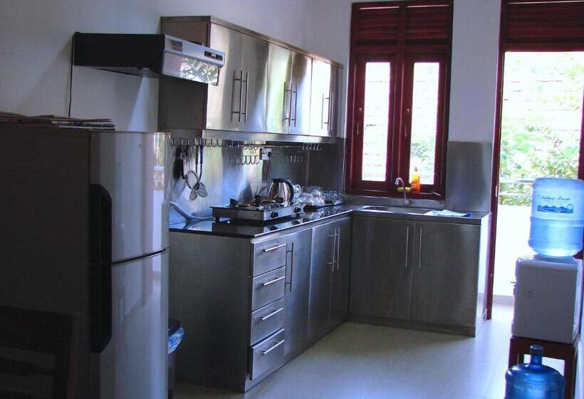 2 베드룸 인테리어 아파트, Ocean Breeze Apartment Colombo