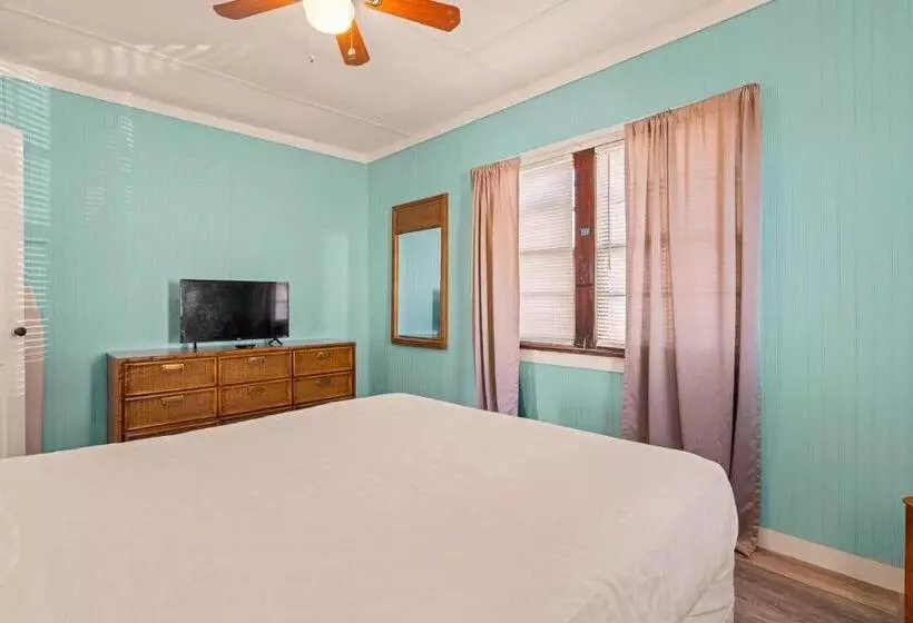 キャビン, Oceanside Court By Kees Vacations