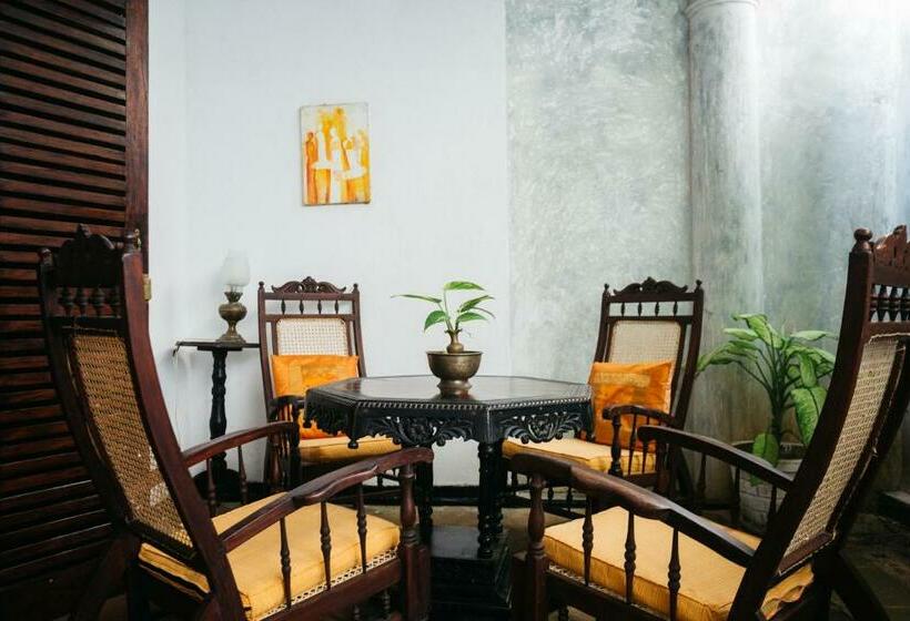 جناح سرير كينج, Secret Garden Villa   Unawatuna