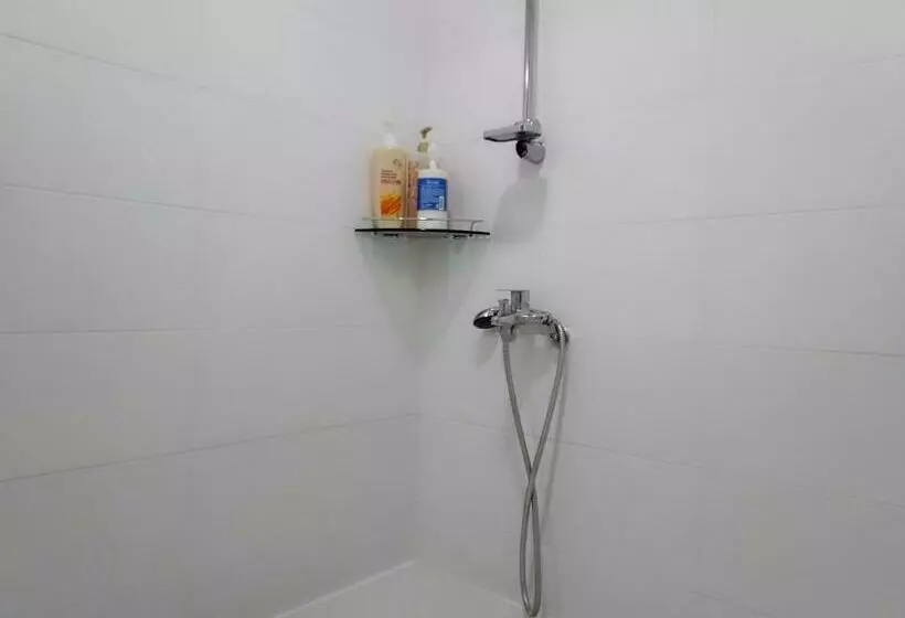 スタンダードトリプルルーム, Slow Citi Guest House