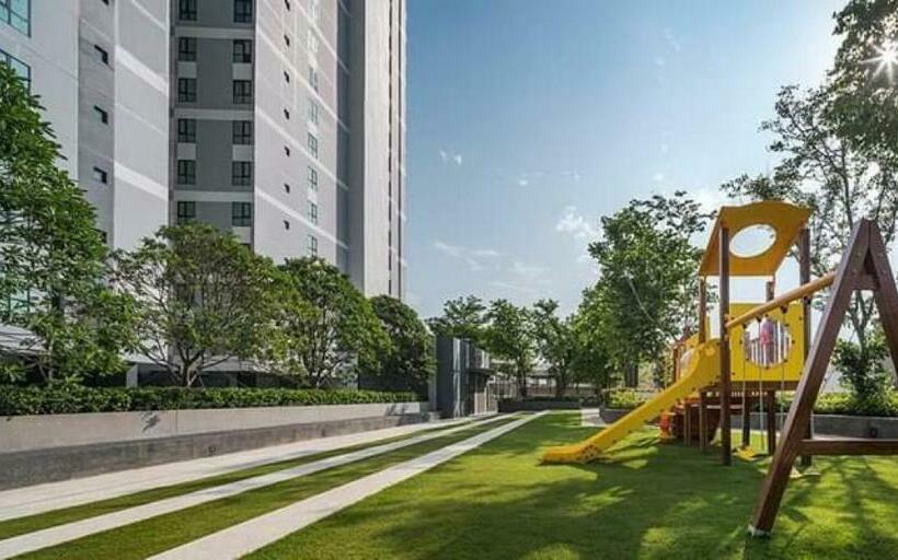 1 Bedroom Apartment Sea View, The Base Central Pattaya Holiday Ml