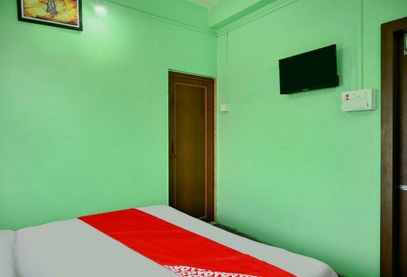 Трехместный Номер Классика, Oyo 80997b Maharaj  Restaurant