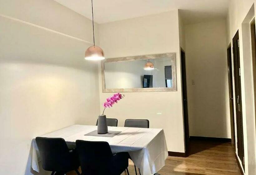 Hegyre Néző Lakosztály, One Aston Deluxe Suite Baguio 2br At Bristle Ridge