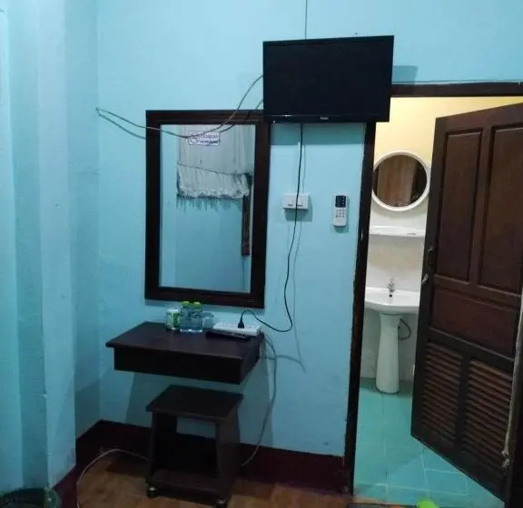 اتاق استاندارد سه نفره, Phanh Tha Sone Guest House