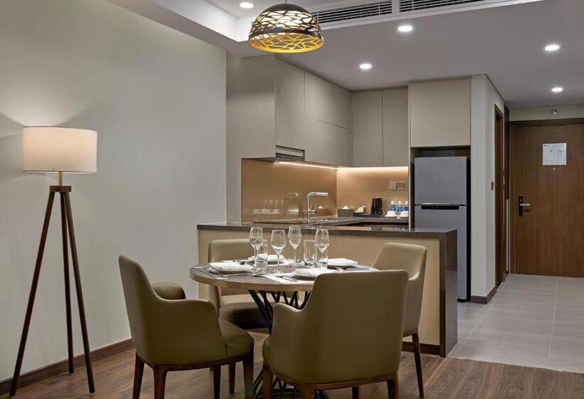 سوئیت مدیریتی 2 خوابه, Grand K Hotel Suites Hanoi